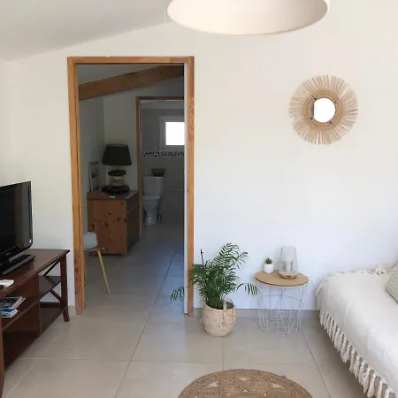 Jolie Dépendance T2 Hébergement de vacances *