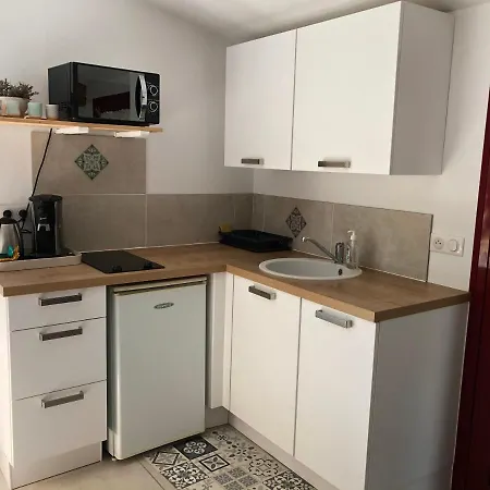 Jolie Dépendance T2 Hébergement de vacances *