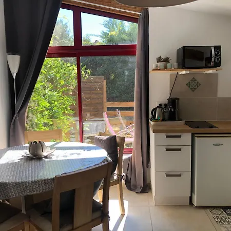 Hébergement de vacances Jolie Dépendance T2